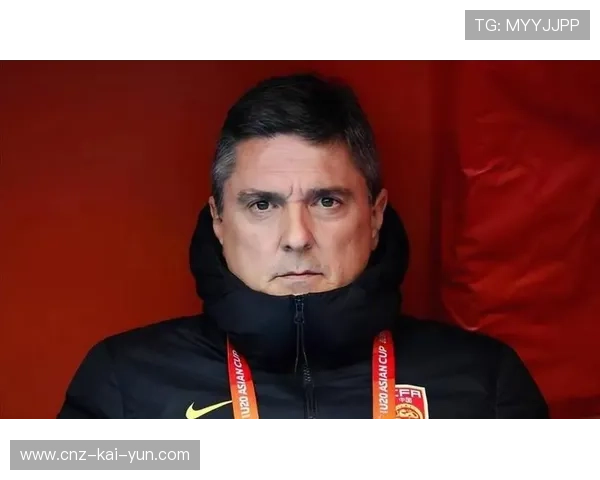 主帅在赛后接受采访称：球队正在进入新周期