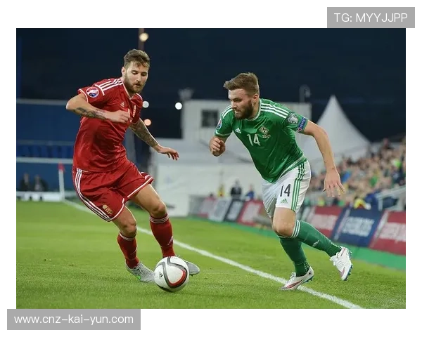 朗斯拟在战术板上加入更多中场压迫套路，重新定义球队的未来