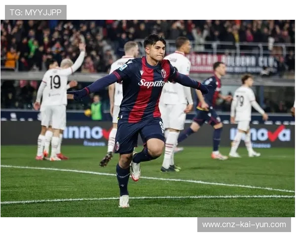 球星夜间进行“定位球进攻套路”排练，角球战术更丰富